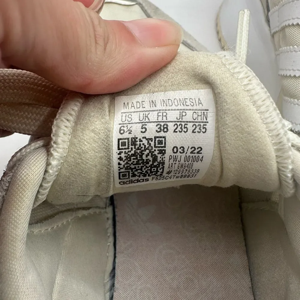 Adidas Retropy F2 Women's Shoes SIZE 6.5 6 1/2 OFFWHITE / ALMOST PINK GW9408